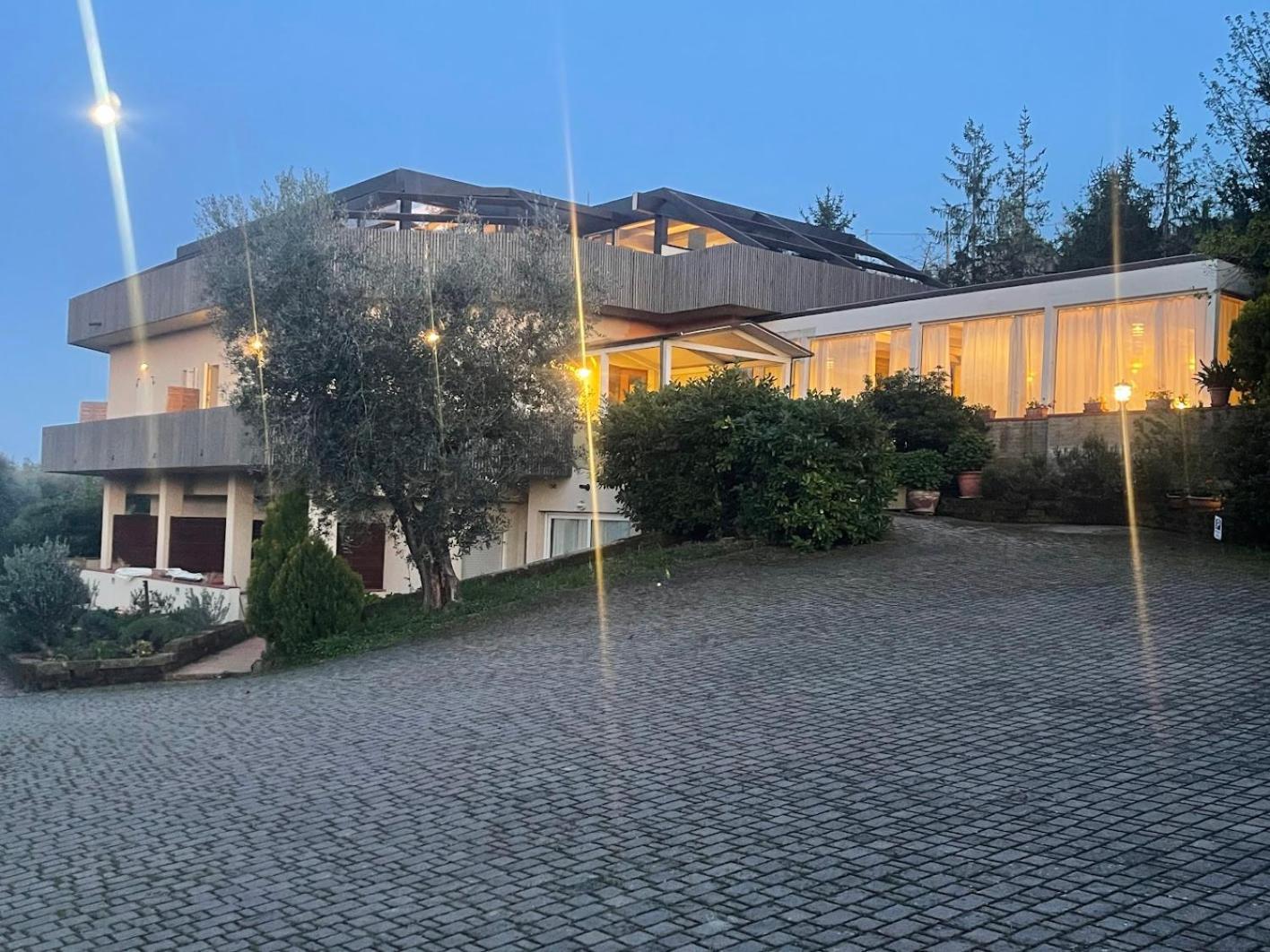 Locanda Belvedere Saludecio Exterior foto